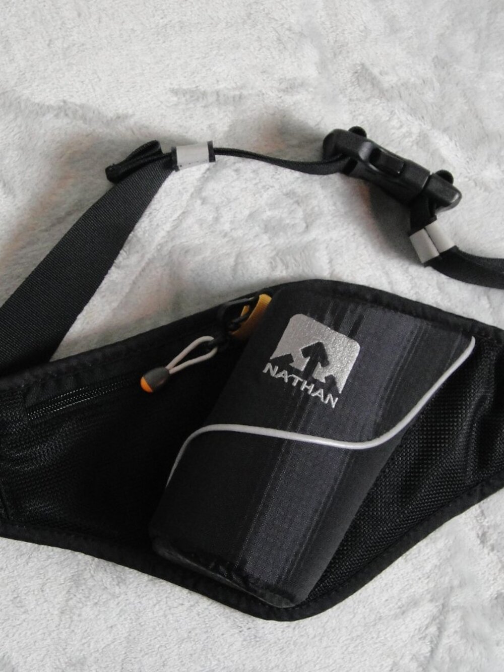 NATHAN Hiking Belt Fanny Pack Bottle Holder 1 Zip Pocket w/ Key Hook Black EUC